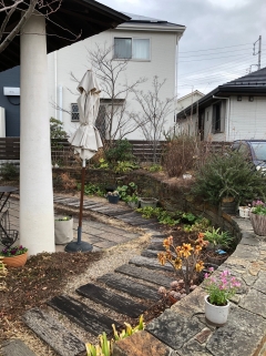 お店の庭